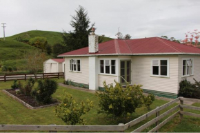 Te Kohanga Cottage, Rere
